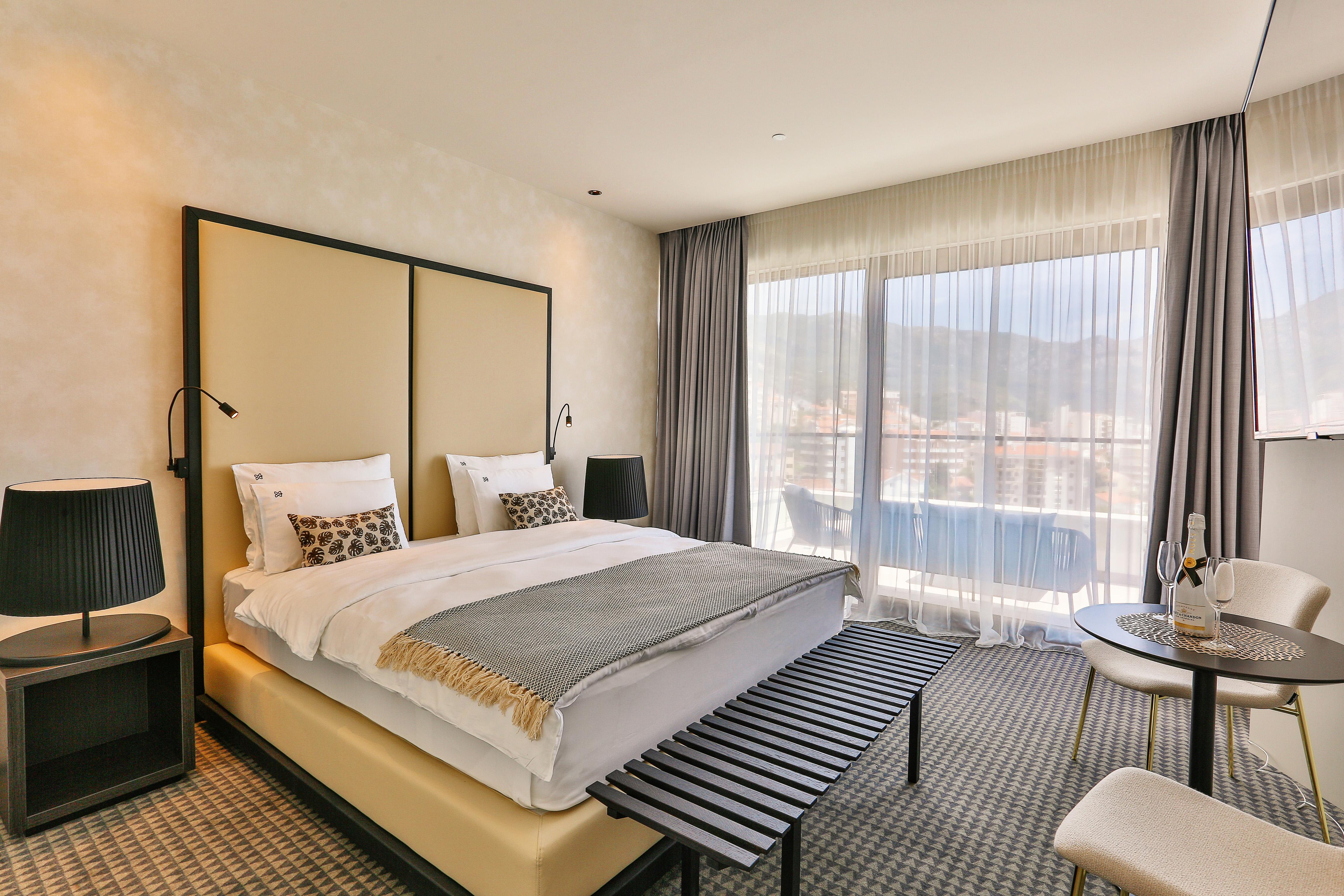 Hotel Kalos Будва Экстерьер фото
