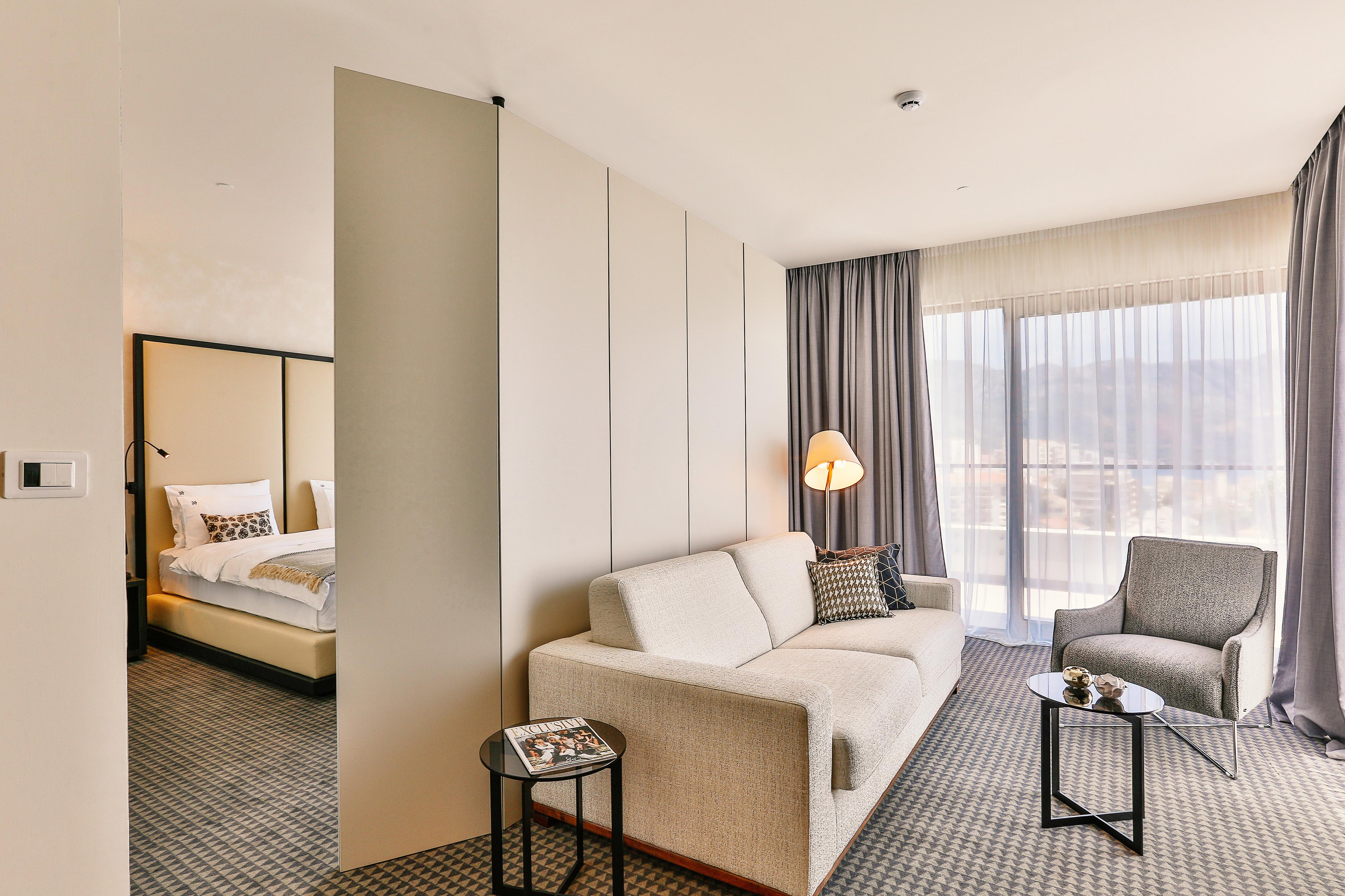 Hotel Kalos Будва Экстерьер фото